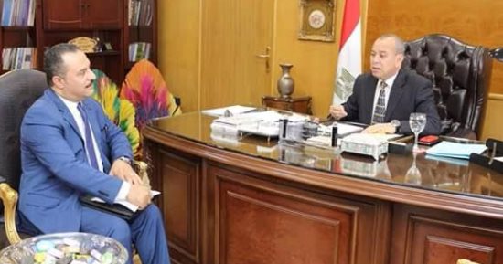 محافظ دمياط يبحث ترتيبات معرض الآثاث الدمياطى الخامس 