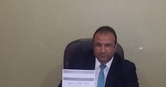 النائب علاء ناجى يوقع على استمارة "علشان تبنيها" لدعم ترشح السيسى