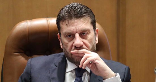 عمرو المنير يتقدم باستقالته من منصب نائب وزير المالية لرئيس مجلس الوزراء 