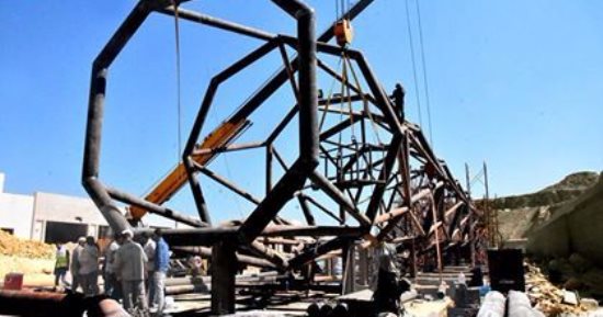 قارئ يشارك بصور لتجهيزات منتجع الجلالة فى العين السخنة