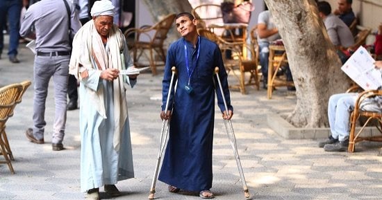 صورة اليوم.. ويا دنيا مهما تعاندينى أو تتحدينى هفضل أقوى
