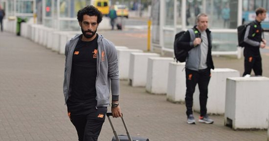 بالصور.. محمد صلاح يطير مع ليفربول إلى سلوفينيا