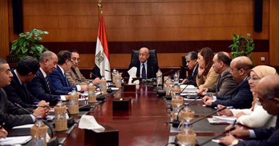 "معلومات الوزراء" ينشر شرحا لباب الترقية والندب والإعارة بقانون الخدمة المدنية 