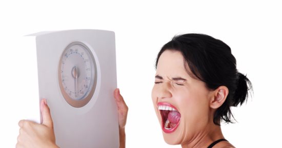 احترس الأفوكادو والمكسرات مفيدة لكنها تسبب زيادة الوزن