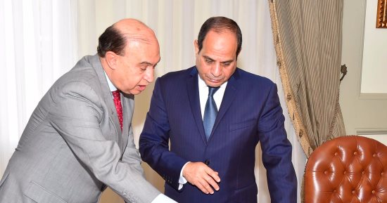 مميش: السيسى يتابع يوميا العمل بقناة السويس ويوجه بتوفير فرص عمل للشباب