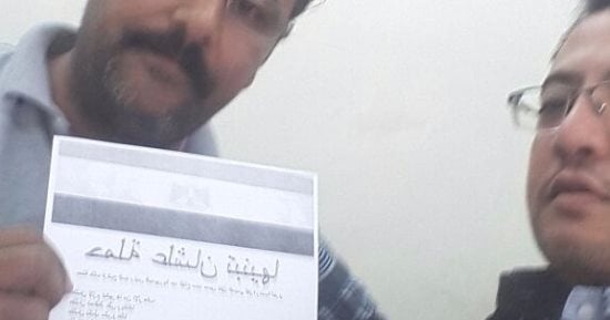 بالصور.. مواطنون بالسويس يوقعون على استمارة "علشان تبنيها" لدعم الرئيس
