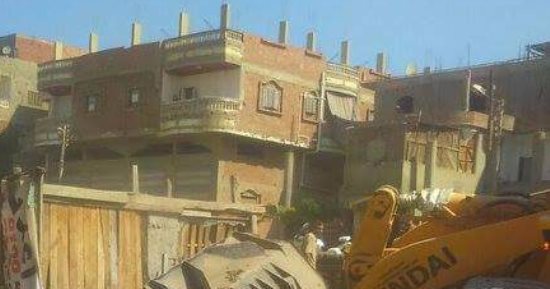 إزالة 25 حالة تعدى على أملاك السكة الحديد فى كفر سعد بدمياط