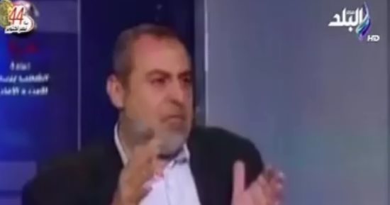 أحمد موسى يعرض فيديو يكشف انتماء 4 أسماء كروية للإخوان على رأسهم أبو تريكة