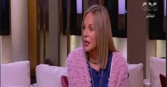 شيرين رضا: "عمرى ما اتعاكست.. ويجب أن نأسف لما حدث لفتاة المول"