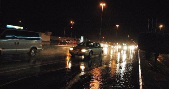 تساقط أمطار على القاهرة والجيزة.. و"الأرصاد": الصغرى بالعاصمة 14 درجة