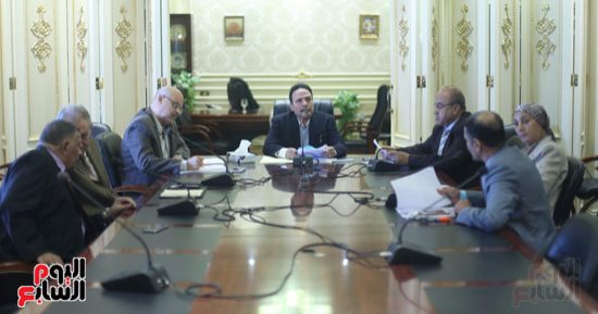 بالصور.. بدء اجتماع لجنة القوى العاملة بالبرلمان لمناقشة خطة عملها بدور الانعقاد