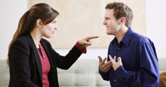 متخافش مش هتفهمك من نظرة.. الرجال أقدر من النساء فى قراءة تعبيرات الوجه