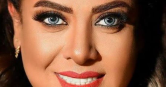 نشوى مصطفى ترد على اعتراض حضور دعاة لعرضها المسرحى "سيلفى مع الموت"