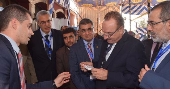 محافظ بنى سويف يطالب بفريق عمل لتطوير الوحدات الصحية