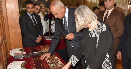 خلال الاحتفال بيوم الوثيقة العربية.. أبو الغيط يدعو إلى مضاعفة الجهود لحماية التراث الثقافى العربى المهدد بالتدمير والسرقة.. النمنم: الأضرار الثقافية لفلسطين لا تقل خطورة عن تبعات الاحتلال الإسرائيلى