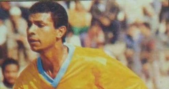شاهد.. المدرب السابق للإسماعيلى بقميص الدراويش فى الثمانينيات