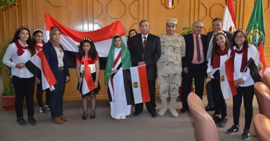 بالصور.. محافظ الإسماعيلية: 1067 مشروعاً للشباب ضمن "مشروعك"