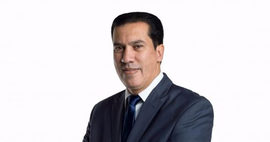 بالصور.. عمر الأيوبى يتقدم بأوراق ترشحه لعضوية مجلس الترسانة