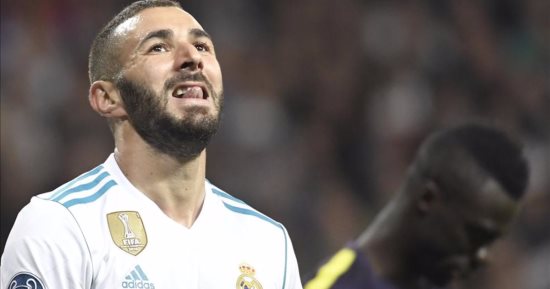 فيديو.. القائم يمنع بنزيما من افتتاح التهديف لـ ريال مدريد أمام بلباو
