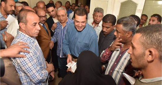محافظ أسيوط يتفقد مستشفى أبنوب المركزى ووحدة بنى محمديات الصحية