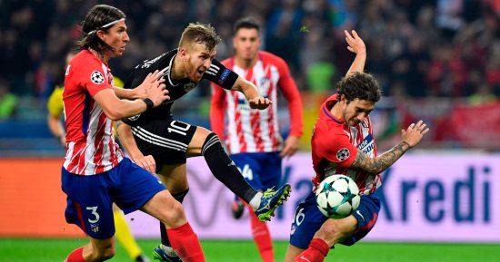 شاهد.. أتلتيكو مدريد يصعب موقفه بتعادل مخيب مع كارباكا بدوري الأبطال