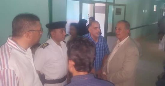 بالصور.. محافظ البحر الأحمر يعزل مدير مستشفى الحميات بالغردقة من منصبها