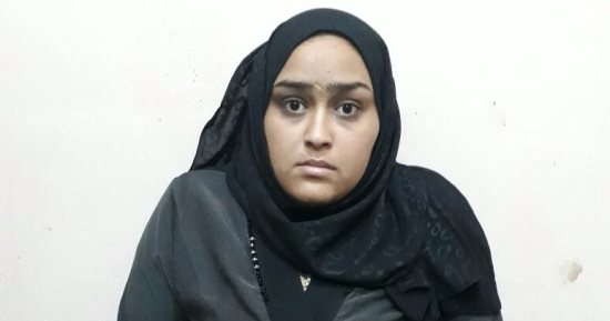 القبض على سيدة خطفت سائقا وأجبرته على توقيع إيصالات أمانة بعين شمس