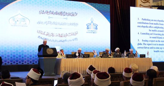 "أوقاف الجزائر": الفتاوى المضلة تسببت زعزعت استقرارنا وقتلت 200 ألف مواطن