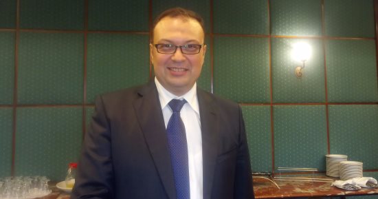 الدكتور وليد شهاب: يجب فحص قدم مريض السكر يوميا لتجنب الإصابة بالقرح