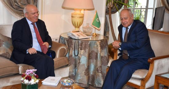 أبو الغيط ووزير خارجية البرتغال يبحثان مستجدات الأوضاع فى الشرق الأوسط