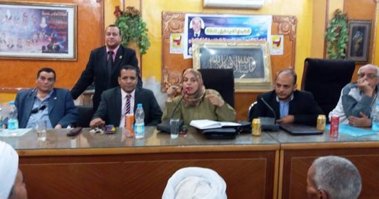 محافظ سوهاج: ندوة تثقيفية للمزارعين لتوعيتهم بطرق الزراعة الحديثة
