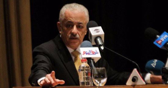 وزير التعليم أمام البرلمان: الطالب يدخل المدرسة ولا يتعلم شيئًا