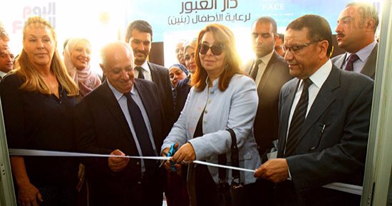بالصور.. غادة والى تصل مدينة العبور لافتتاح مشروع تطوير "بيت العبور لرعاية الأطفال"