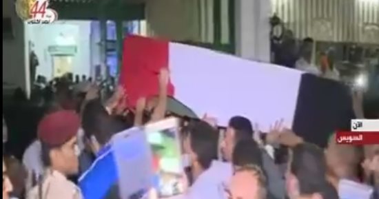 تشييع جنازة الشهيد أحمد شوشة وسط بكاء المشيعين