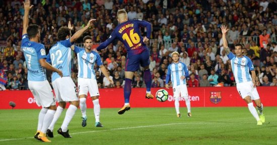 بالفيديو.. برشلونة يتقدم على مالاجا بهدف من فضيحة تحكيمية