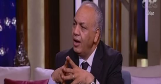 مصطفى بكرى يطالب بتخصيص جلسة النواب الأحد لمساندة العملية"سيناء 2018"