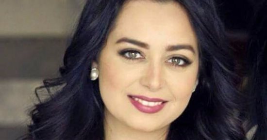 هبة مجدى ابنة يحيى الفخرانى فى مسلسل "بالحجم العائلى"