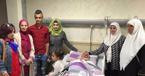 زوجة أسير فلسطينى تنجب عبر تهريب نطفه من السجون الإسرائيلية