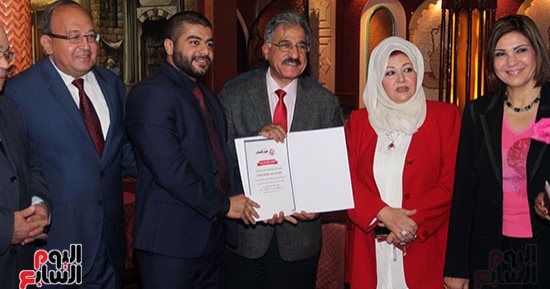 بالصور.."القليني" و"العالم" و"الجلالى"في حفل تخرج أكاديمية"اليوم السابع"