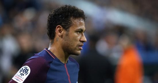 شاهد.. نيمار يصل لندن لحضور حفل جوائز الفيفا