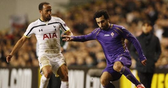شاهد.. محمد صلاح يبحث عن ثالث أهدافه أمام توتنهام