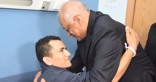 تقرير برلماني يؤكد حرص "رئيس النواب" علي زيارة مصابى العمليات الإرهابية