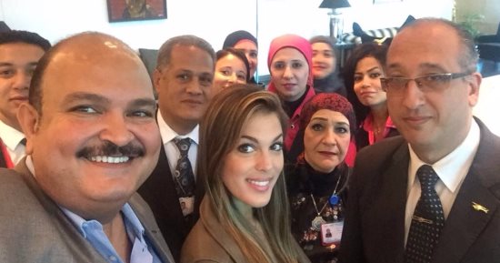 ملكة جمال الكون "إيريس ميتينير": "أهلا بكم فى مصر.. متحمسة"
