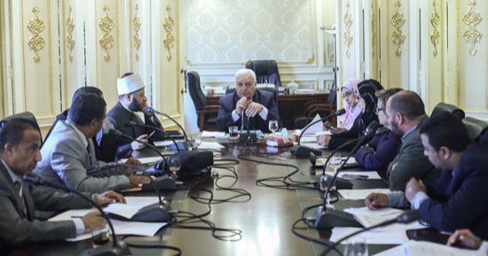 "دينية البرلمان": تكثيف القوافل والبعثات للمناطق الحدودية يقضى على التطرف