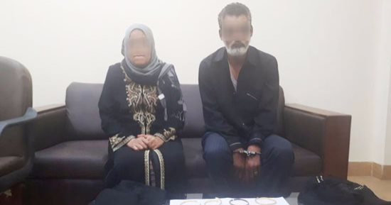 تفاصيل تآمر سيدة مع ابن خالتها لسرقة والدتها.. المتهمة: خططت لها زى ما بشوف الأفلام