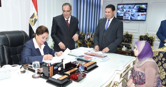 محافظ البحيرة تستجيب لشكاوى 23 شخصًا خلال اللقاء الأسبوعى لخدمة المواطنين