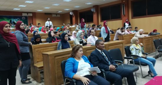 ندوة للتثقيف السياحى بكلية السياحة والفنادق بجامعة المنصورة