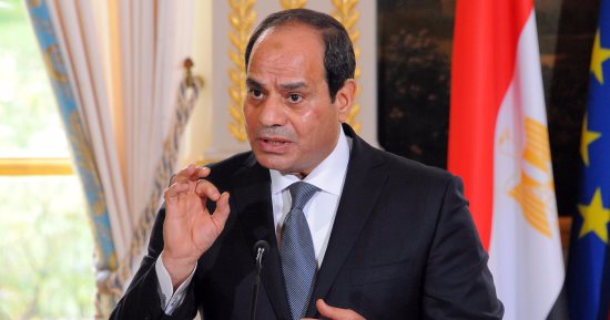 السيسى يصدق على قانون يغلظ عقوبة حائزى ومستوردى ومصنعى المواد المتفجرة