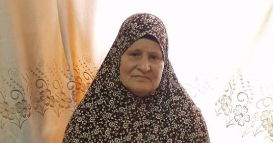 عاملة تعثر على 60 ألف جنيه أمام مستشفى بالزقازيق وتسلمها لصاحبها