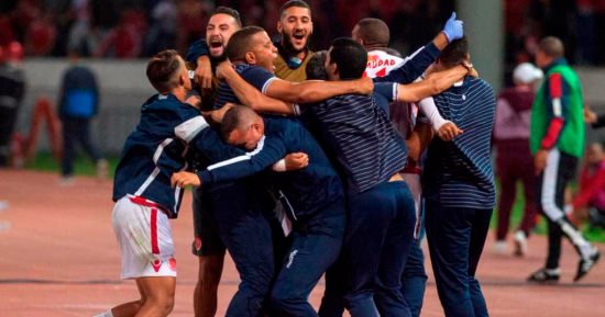 الوداد يغادر المغرب ببعثة ضخمة تصل إلى 80 فردا